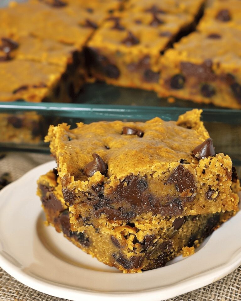 Cozy Pumpkin Chocolate Chip Bars Recipe