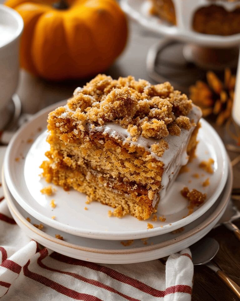 Mouthwatering Keto Pumpkin Crumb Cake Recipe