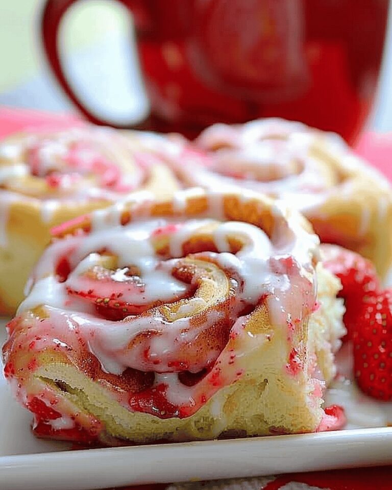 Fluffy Strawberry Cinnamon Rolls Recipe