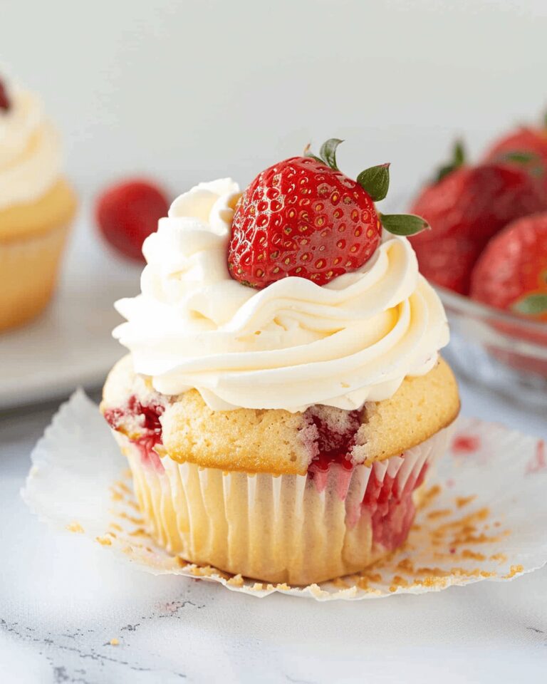 Strawberries And Cream Cupcakes Recipe