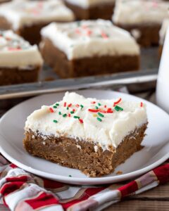 Cozy Gingerbread Cookie Bars Recipe
