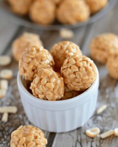 Crunchy Rice Crispy Peanut Butter Balls Recipe