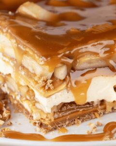 Gooey Caramel Apple Éclair Cake Recipe