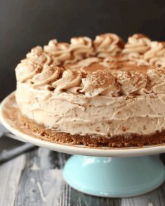 Gooey Cinnamon Bun Cheesecake Recipe