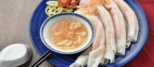 Steamed Wet Pancakes (Banh Uot)