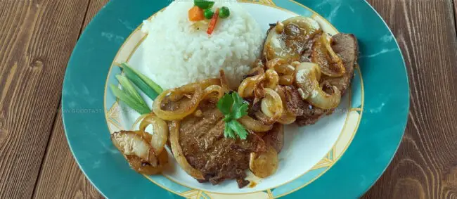 Bistec Encebollado