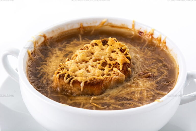 11 Gruyere Cheese Swaps in French Onion Soup