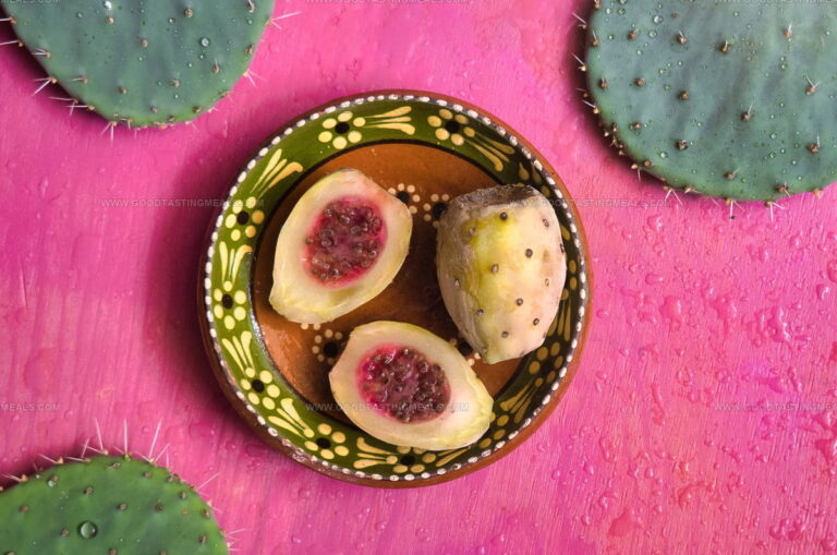 Prickly Pear Taste: Nature's Sweet Desert Surprise Awaits